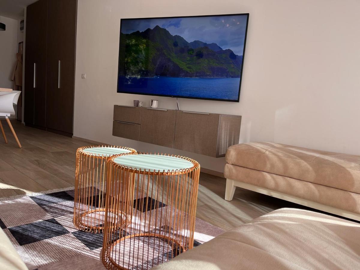 Atina Apartment, City Centre Budva ,Luxurious, Bright, Parking Buitenkant foto